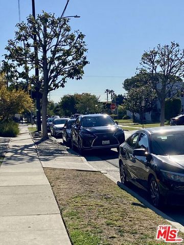 1554 S Stanley Avenue, Los Angeles, CA 90019