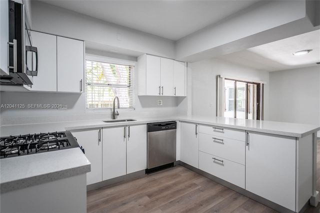 1691 NE 143rd St 0, North Miami, FL 33181