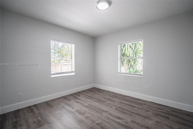 1691 NE 143rd St 0, North Miami, FL 33181