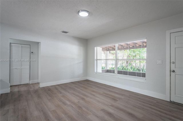 1691 NE 143rd St 0, North Miami, FL 33181