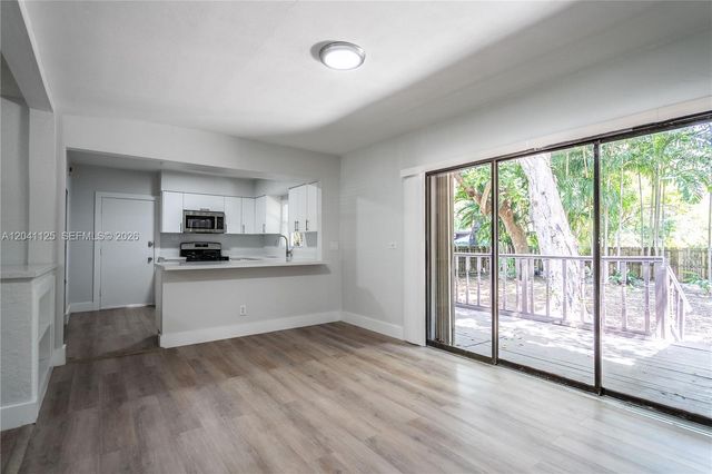 1691 NE 143rd St 0, North Miami, FL 33181