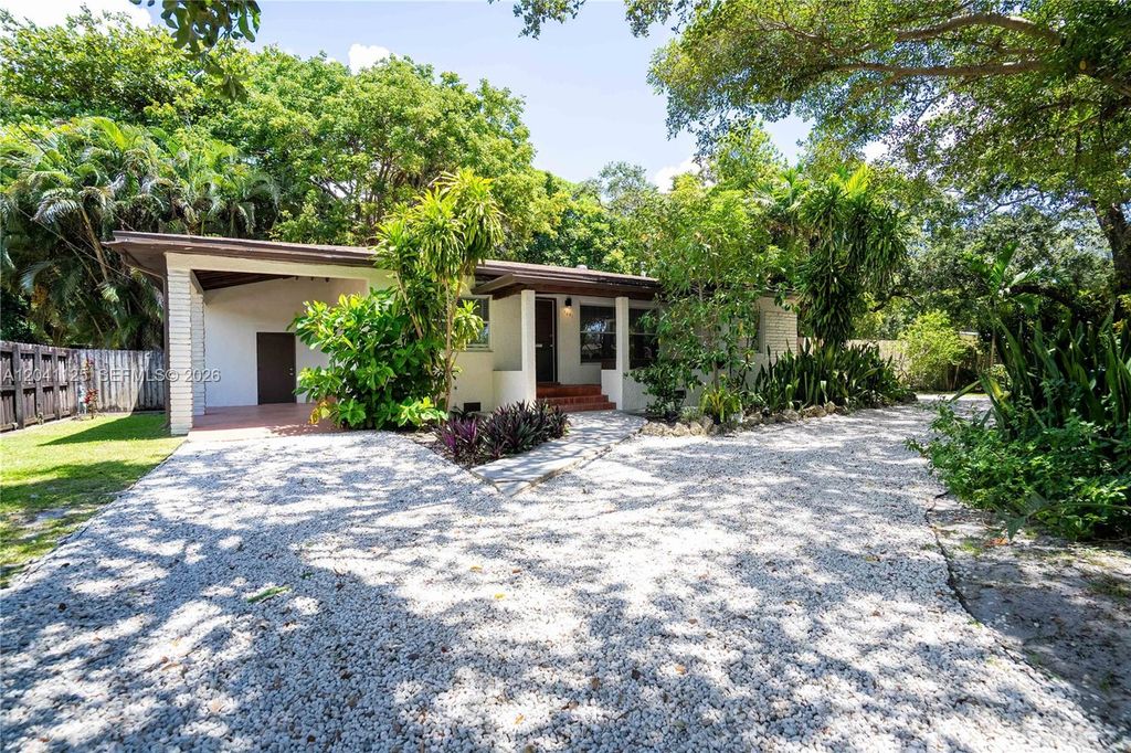 1691 NE 143rd St 0, North Miami, FL 33181