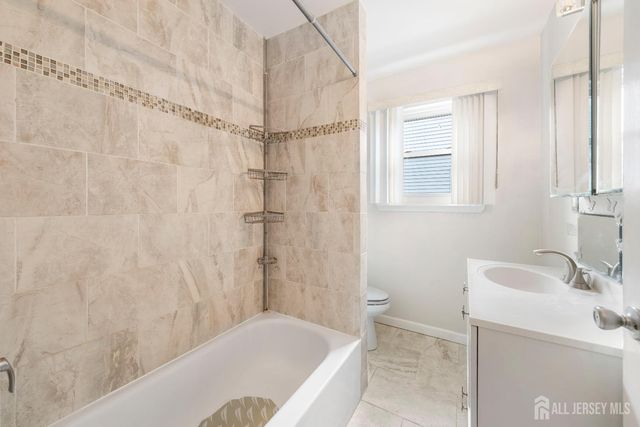 145 S 9th Avenue, Manville, NJ 08835