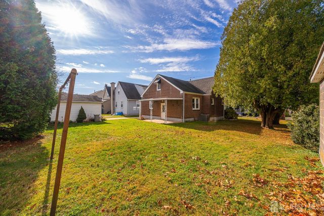 145 S 9th Avenue, Manville, NJ 08835