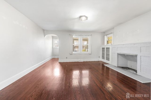 145 S 9th Avenue, Manville, NJ 08835