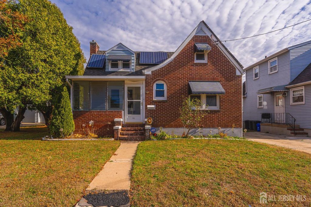 145 S 9th Avenue, Manville, NJ 08835