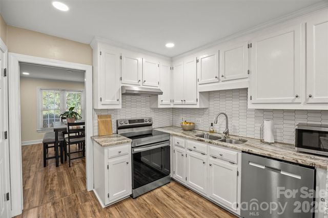 806 Colony Oaks Drive B, Monroe, NC 28112