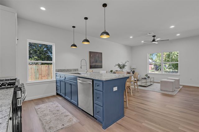 1048 E Young Place, Tulsa, OK 74106