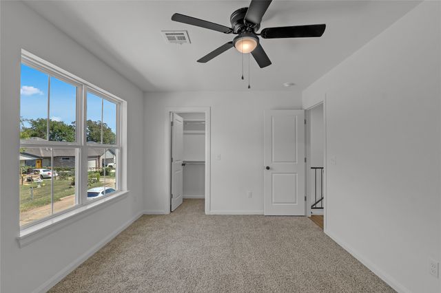 1048 E Young Place, Tulsa, OK 74106