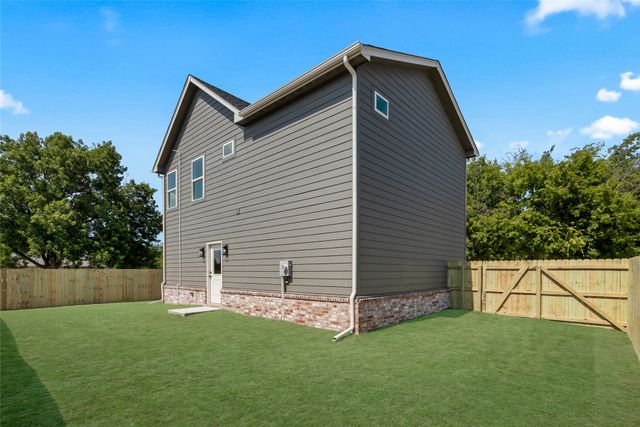 1048 E Young Place, Tulsa, OK 74106