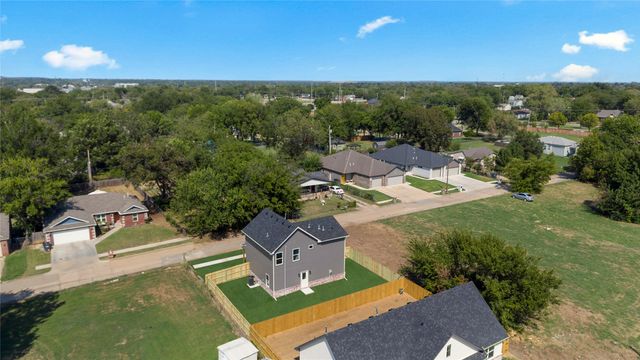 1048 E Young Place, Tulsa, OK 74106