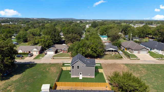 1048 E Young Place, Tulsa, OK 74106