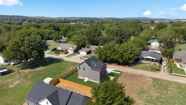 1048 E Young Place, Tulsa, OK 74106