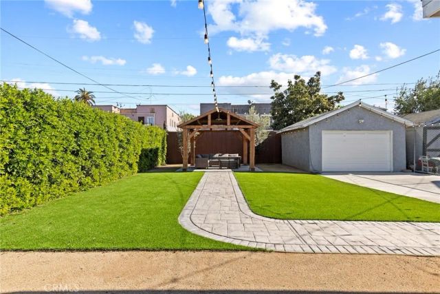 3980 Brighton Avenue, Los Angeles, CA 90062