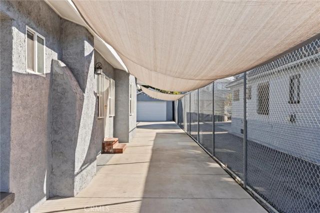 3980 Brighton Avenue, Los Angeles, CA 90062