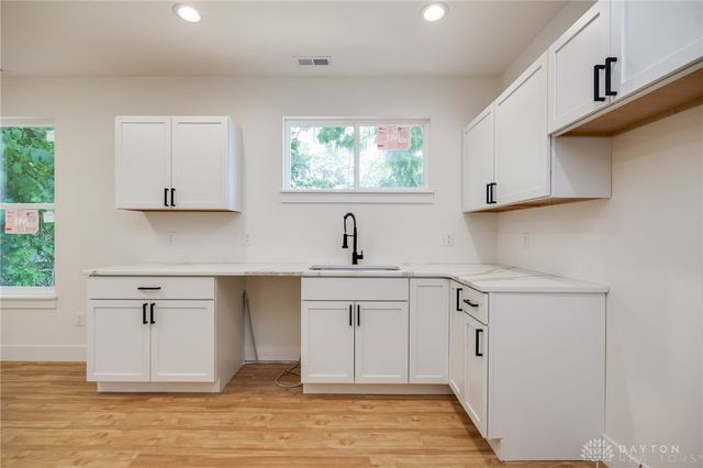 4249 Pleasant View Avenue, Dayton, OH 45420