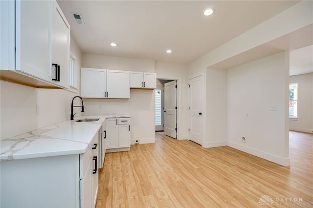 4249 Pleasant View Avenue, Dayton, OH 45420