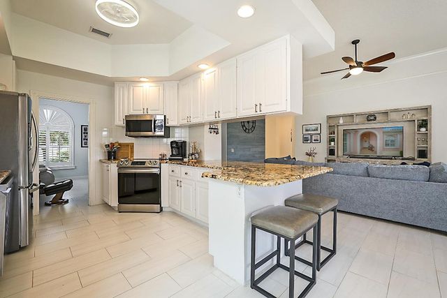 9520 SW Wedgewood Lane, Stuart, FL 34997