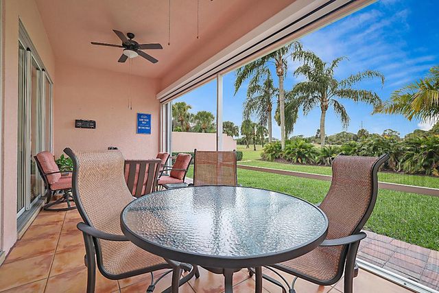 9520 SW Wedgewood Lane, Stuart, FL 34997