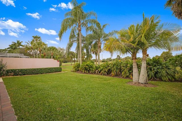 9520 SW Wedgewood Lane, Stuart, FL 34997