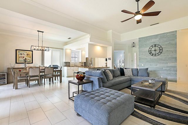 9520 SW Wedgewood Lane, Stuart, FL 34997