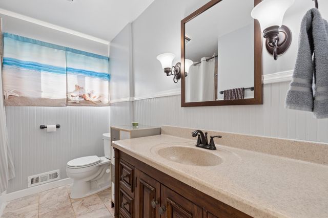 1115 Sunnyside Drive, Farmington, MN 55024