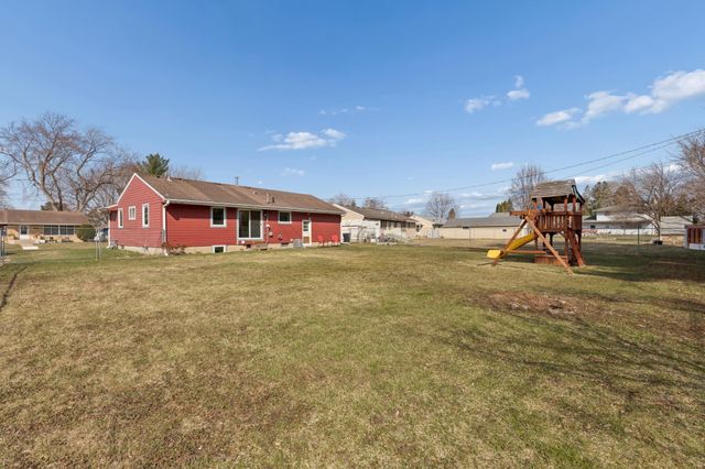 1115 Sunnyside Drive, Farmington, MN 55024