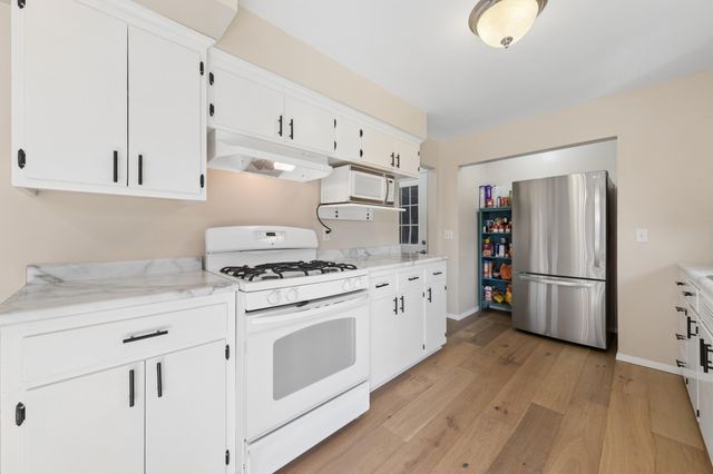 1115 Sunnyside Drive, Farmington, MN 55024