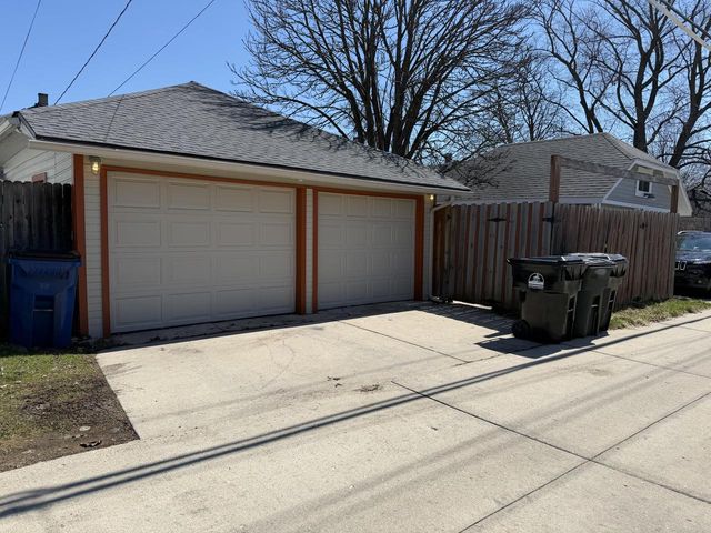 1000 Hayes AVENUE, Racine, WI 53405
