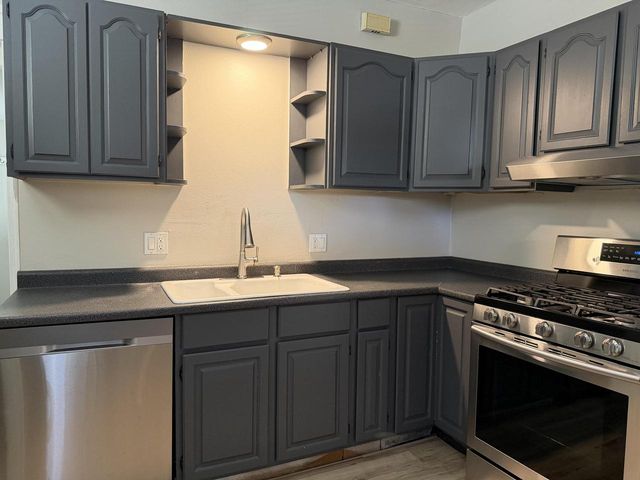 1000 Hayes AVENUE, Racine, WI 53405