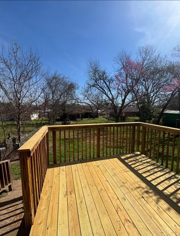 1803 S Park Street, Brenham, TX 77833