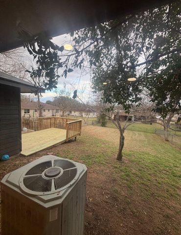 1803 S Park Street, Brenham, TX 77833