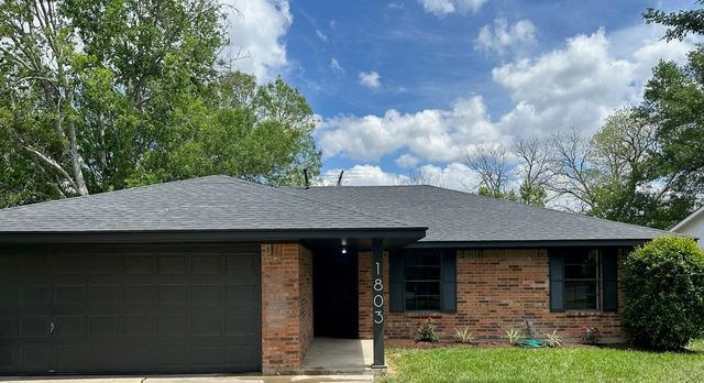 1803 S Park Street, Brenham, TX 77833