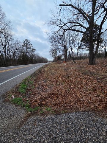 Windover Acres - 4874 HWY 62, Eureka Springs, AR 72632