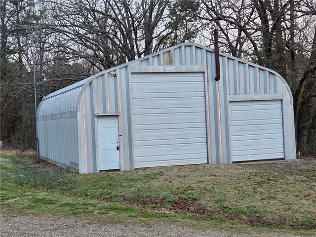 Windover Acres - 4874 HWY 62, Eureka Springs, AR 72632