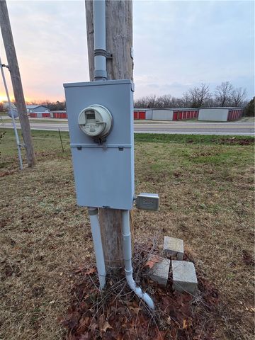 Windover Acres - 4874 HWY 62, Eureka Springs, AR 72632