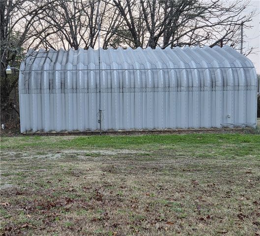 Windover Acres - 4874 HWY 62, Eureka Springs, AR 72632