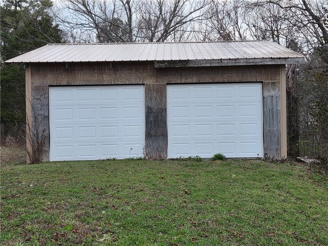 Windover Acres - 4874 HWY 62, Eureka Springs, AR 72632