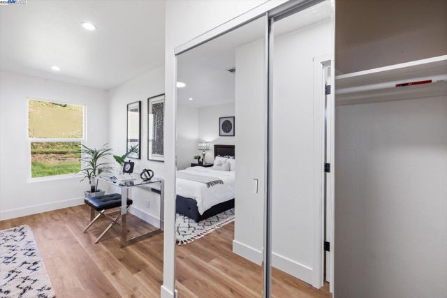 109 Bellflower Ct, Hercules, CA 94547