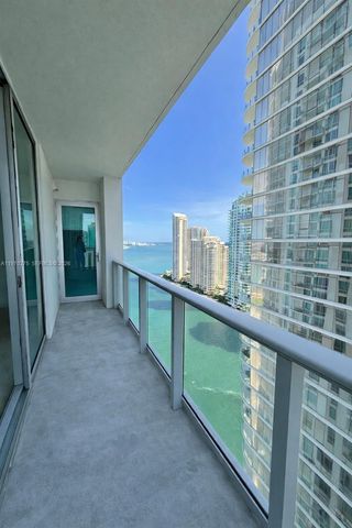 300 S Biscayne Blvd T-2602, Miami, FL 33131