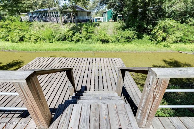 1062 Evangeline Street, Breaux Bridge, LA 70517