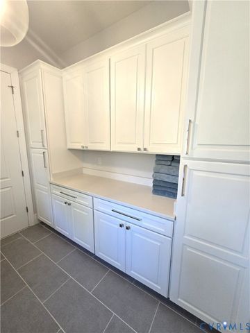 7178 Canopy Cir, New Kent, VA 23124