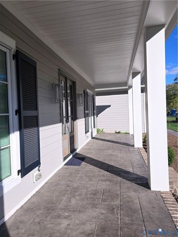 7178 Canopy Cir, New Kent, VA 23124