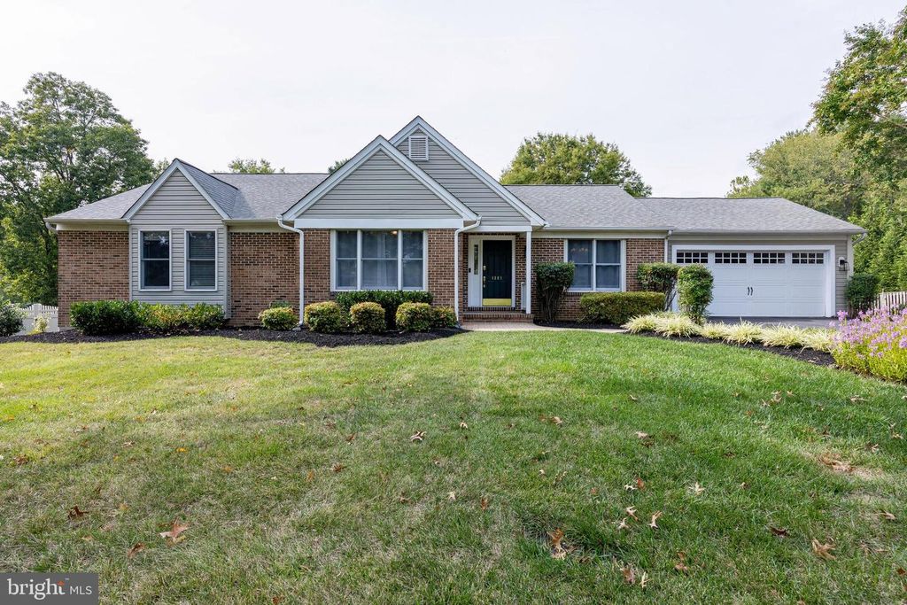 4809 LAUREN CT, Ellicott City, MD 21043