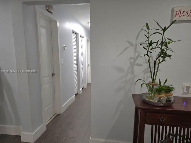 11561 SW 121st Ave, Miami, FL 33186