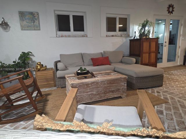 11561 SW 121st Ave, Miami, FL 33186