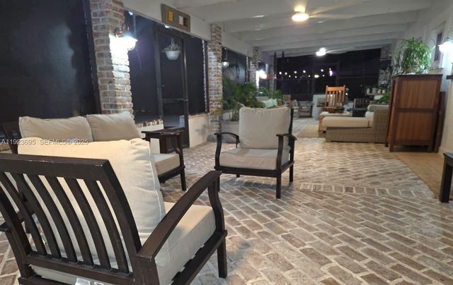 11561 SW 121st Ave, Miami, FL 33186