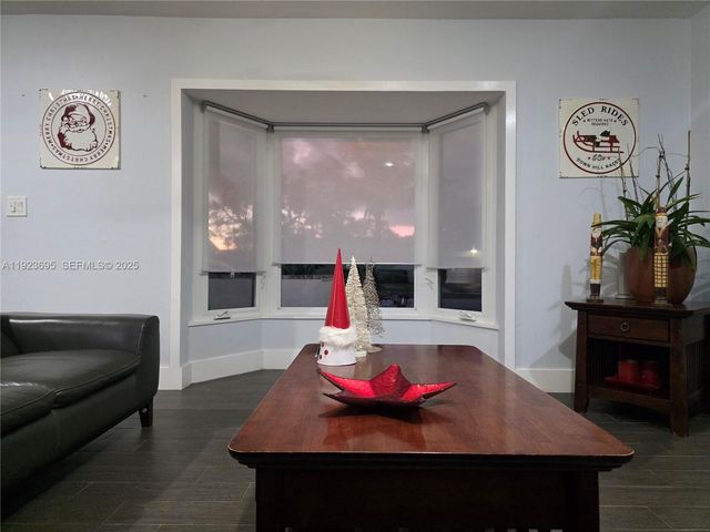 11561 SW 121st Ave, Miami, FL 33186