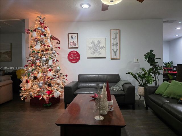 11561 SW 121st Ave, Miami, FL 33186