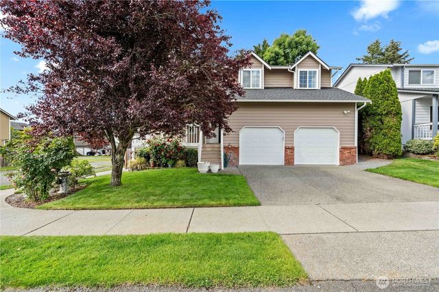 8627 136th Street E, Puyallup, WA 98373
